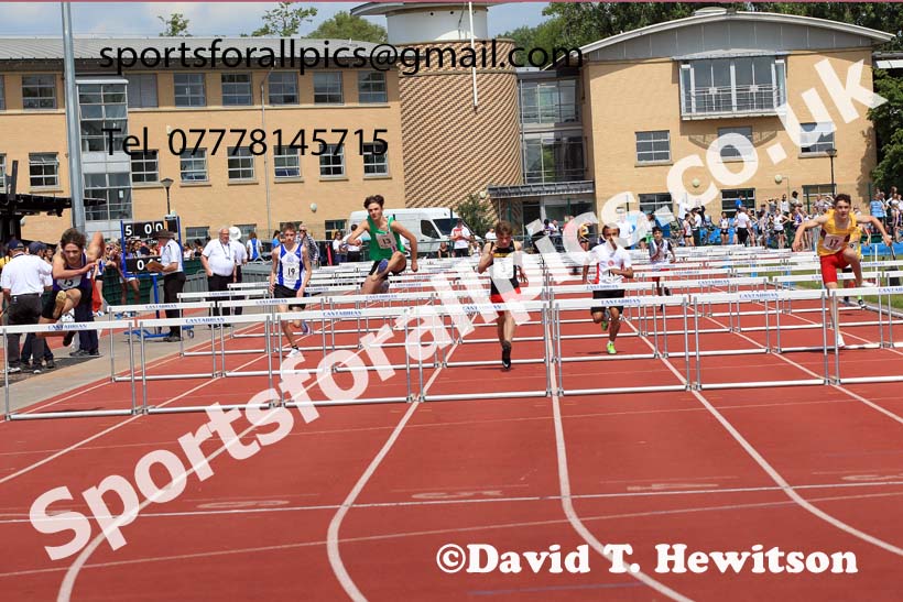 Mens U-17s and Boys U-15s Hurdles, 2022 Northern Inter Counties U17s and U15s Track and Field, York, Thursday, June 2nd. Photo: David T. Hewitson/Sports for All Pics